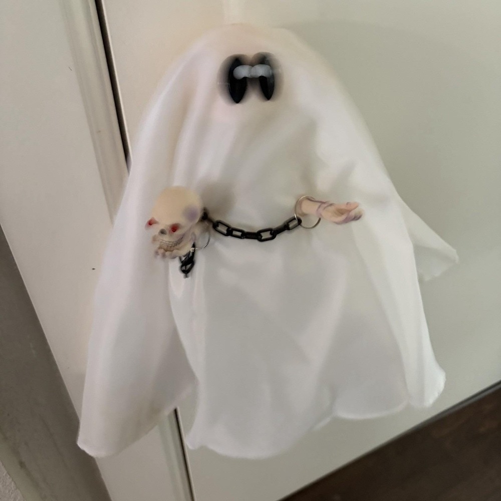 Vintage 1995 Trendmasters Sound Activated Light Up Shrieking Ghost Skeleton Hand